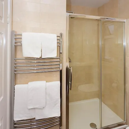 Ashville House Gasthof 3*