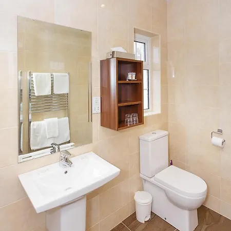 Ashville House Gasthof 3*